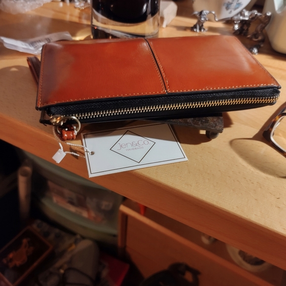 Vegan leather wallet - Picture 2 of 5